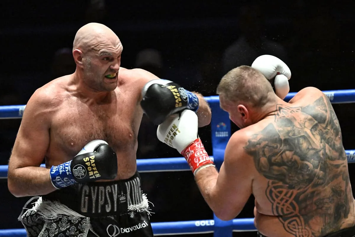 Tyson Fury vs Mariusz Wach: Briton wins low-key warm-up to keep Anthony Joshua fight on track