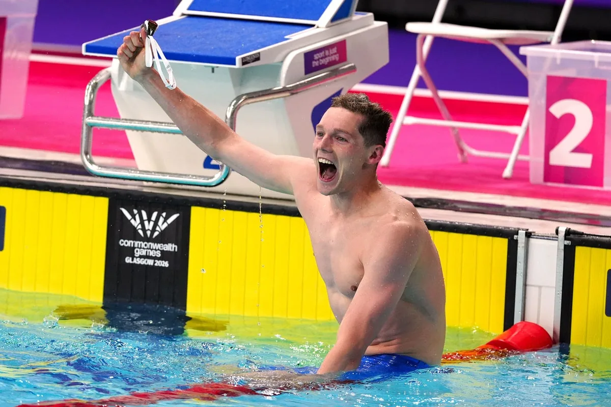 England gymnast Gabriel Langton suffers heavy fall in Commonwealth Games final
