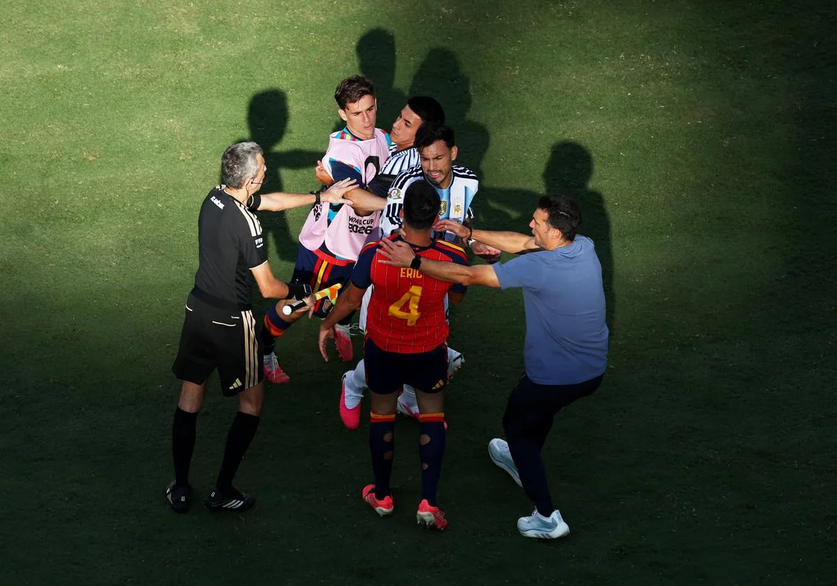Leandro Paredes sent off after final whistle as Argentina’s World Cup ends with punches and in disgrace